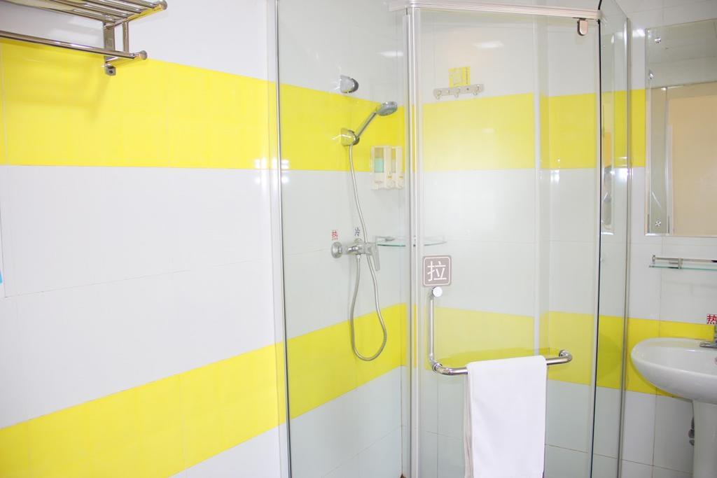 7Days Inn Sanqiao Hou Ba Guiyang  Exteriör bild