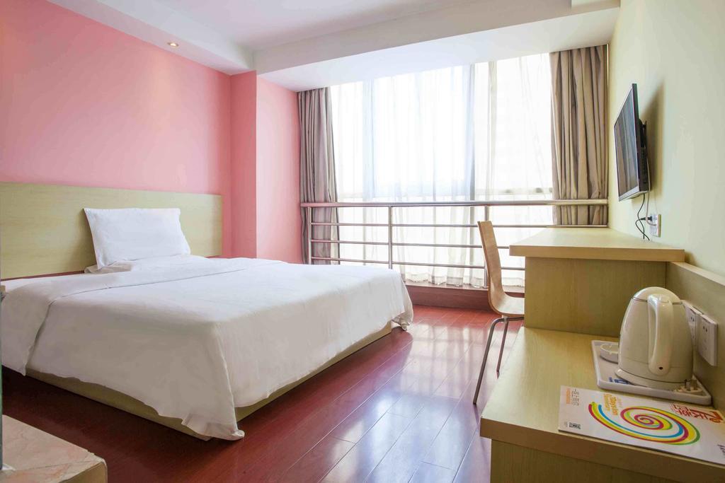 7Days Inn Sanqiao Hou Ba Guiyang  Rum bild